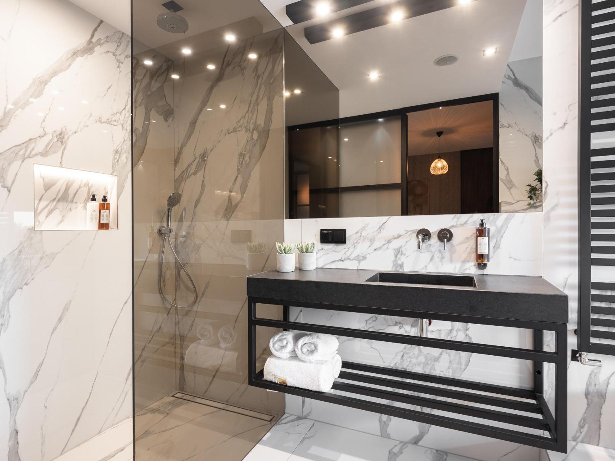 Art Penthouse With Jacuzzi - Krakow Center Apartment Екстериор снимка