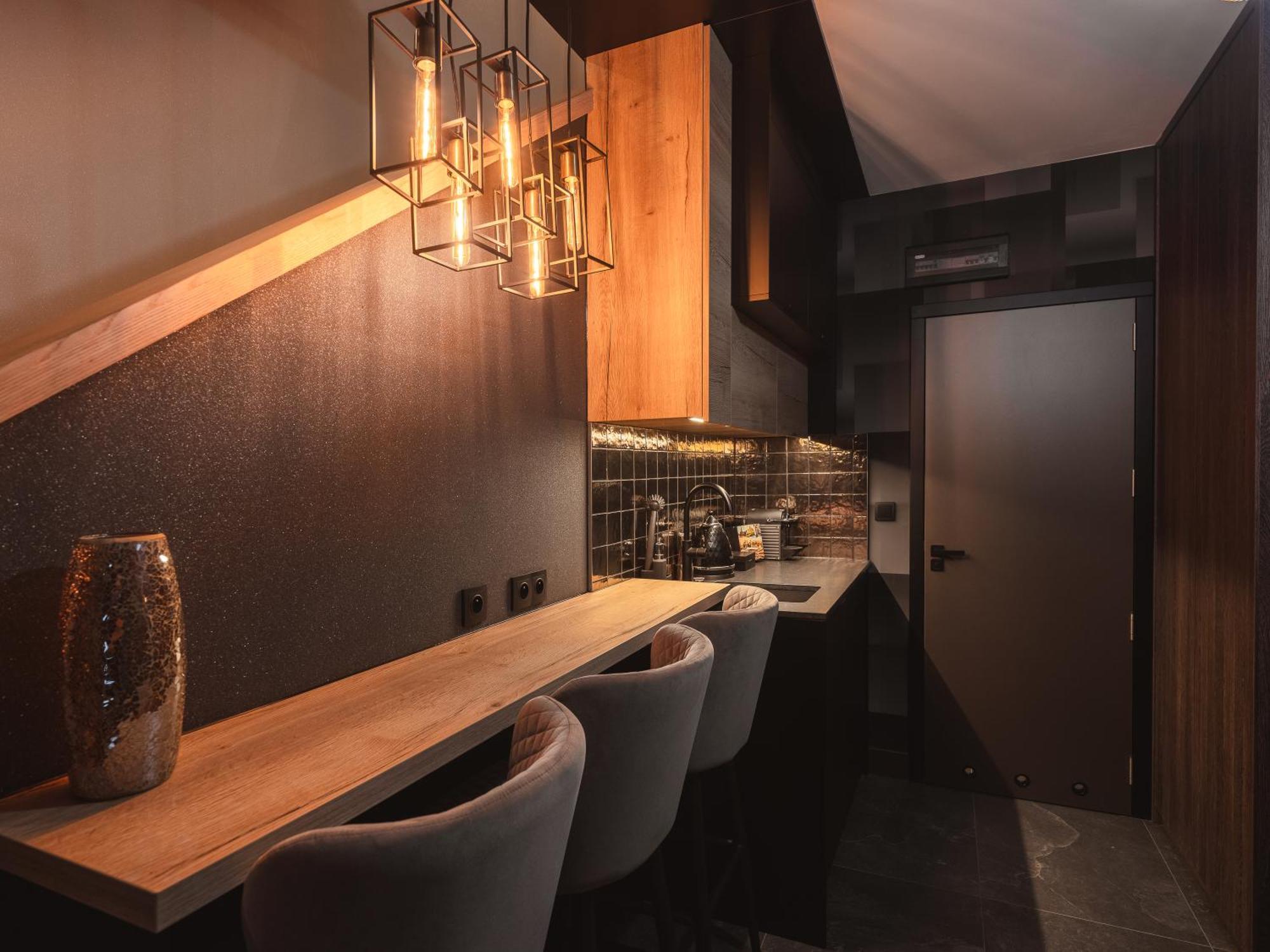 Art Penthouse With Jacuzzi - Krakow Center Apartment Стая снимка